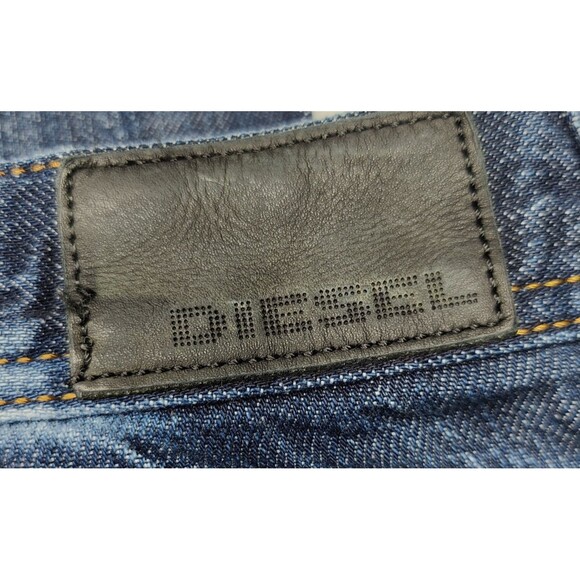Diesel Zaghor Jeans Size 36x26 Wash 008SS Destressed Button Fly Made in Italy - Picture 4 of 11
